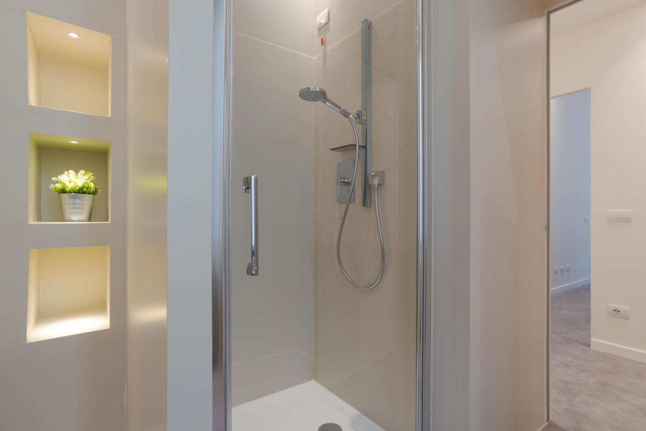 Suite Del Vescovo - By Myhomeincomo Exterior photo