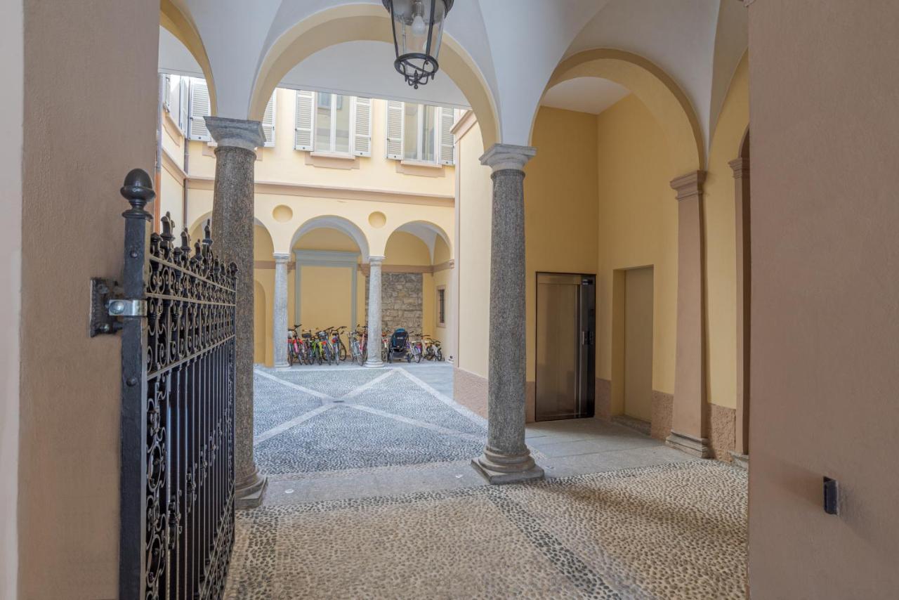 Suite Del Vescovo - By Myhomeincomo Exterior photo