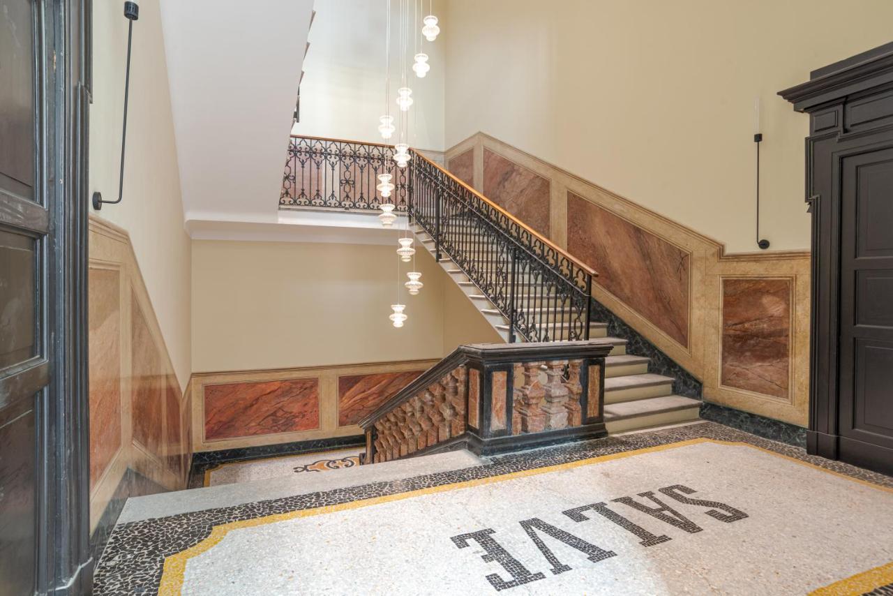 Suite Del Vescovo - By Myhomeincomo Exterior photo
